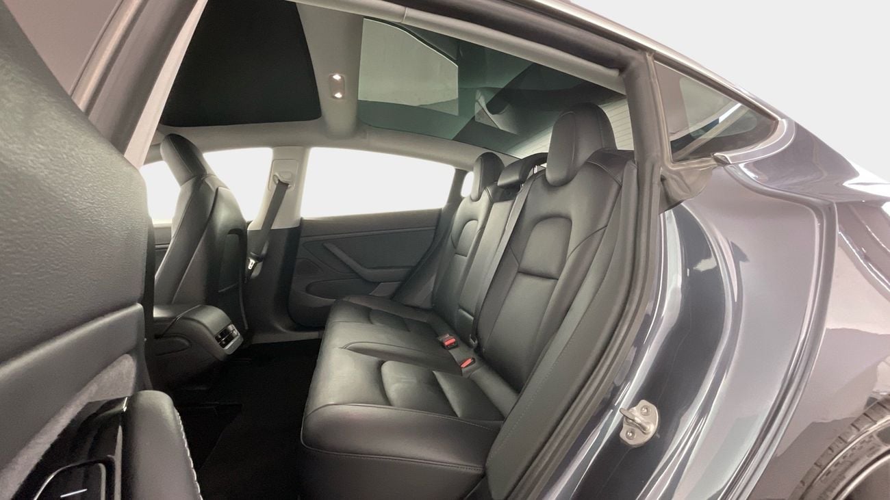 تسلا موديل 3 Performance (Dual Motor) | upto AED 20,000 Ramadan Discount | شامل الضمان | 0 ﺪﻔﻋﺓ ﺃﻮﻟﻯ