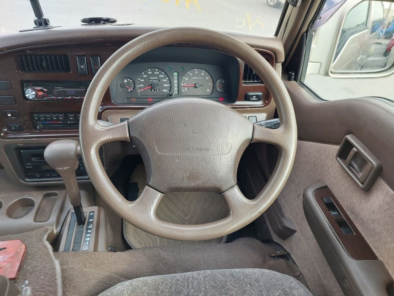 Nissan Caravan (RAMADAN OFFER) NISSAN CARAVAN VAN RHD 1997 MODEL 3.0 L DIESEL AUTOMATIC(PM76083)