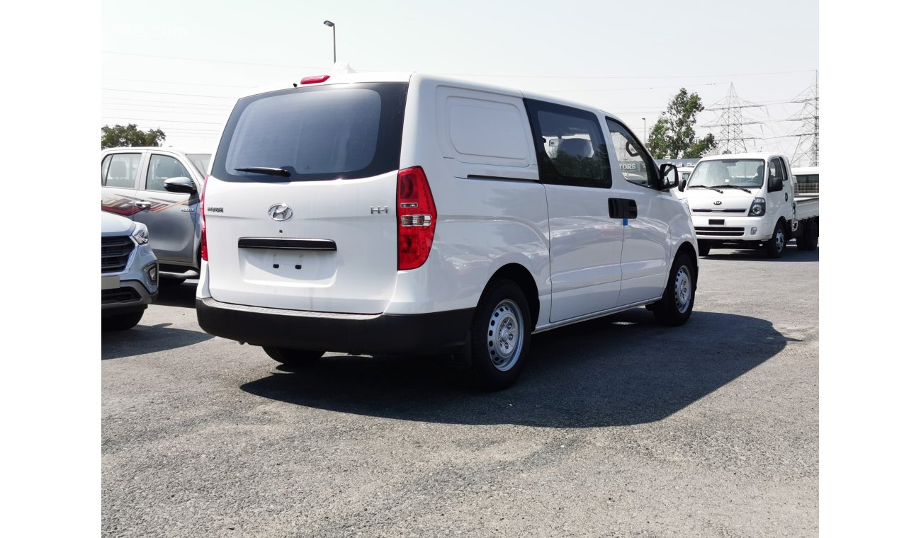 Hyundai H-1 DELIVERY VAN EURO-4 ENGINE MANUAL TRANSMISSION 2.4L ENGINE PETROL 0KM ONLY FOR EXPORT GOOD PRICE FOR