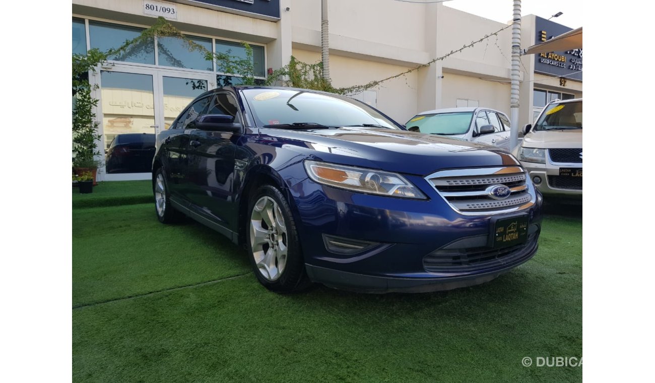 Ford Taurus Number one - hatch - alloy wheels, in excellent condition, without any costs