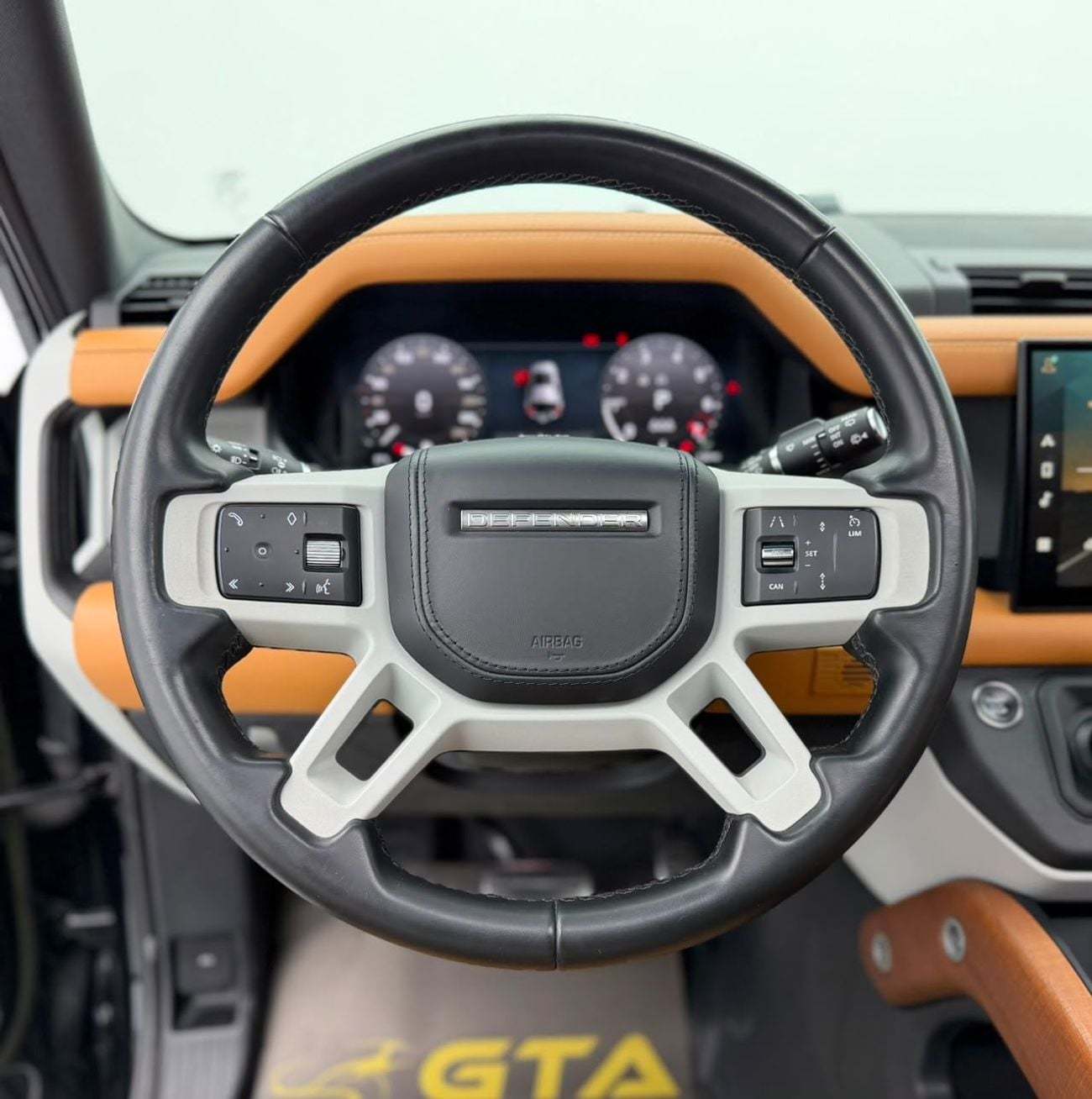 Land Rover Defender 110 HSE P400