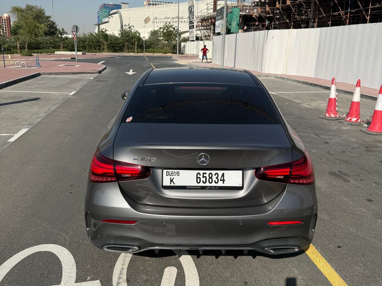 Mercedes-Benz A 200 premium 1.3L