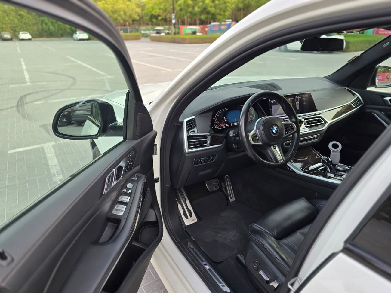 BMW X7 40i M SPORT | American Specs | Orginal paint | Clean title | Perfect condition