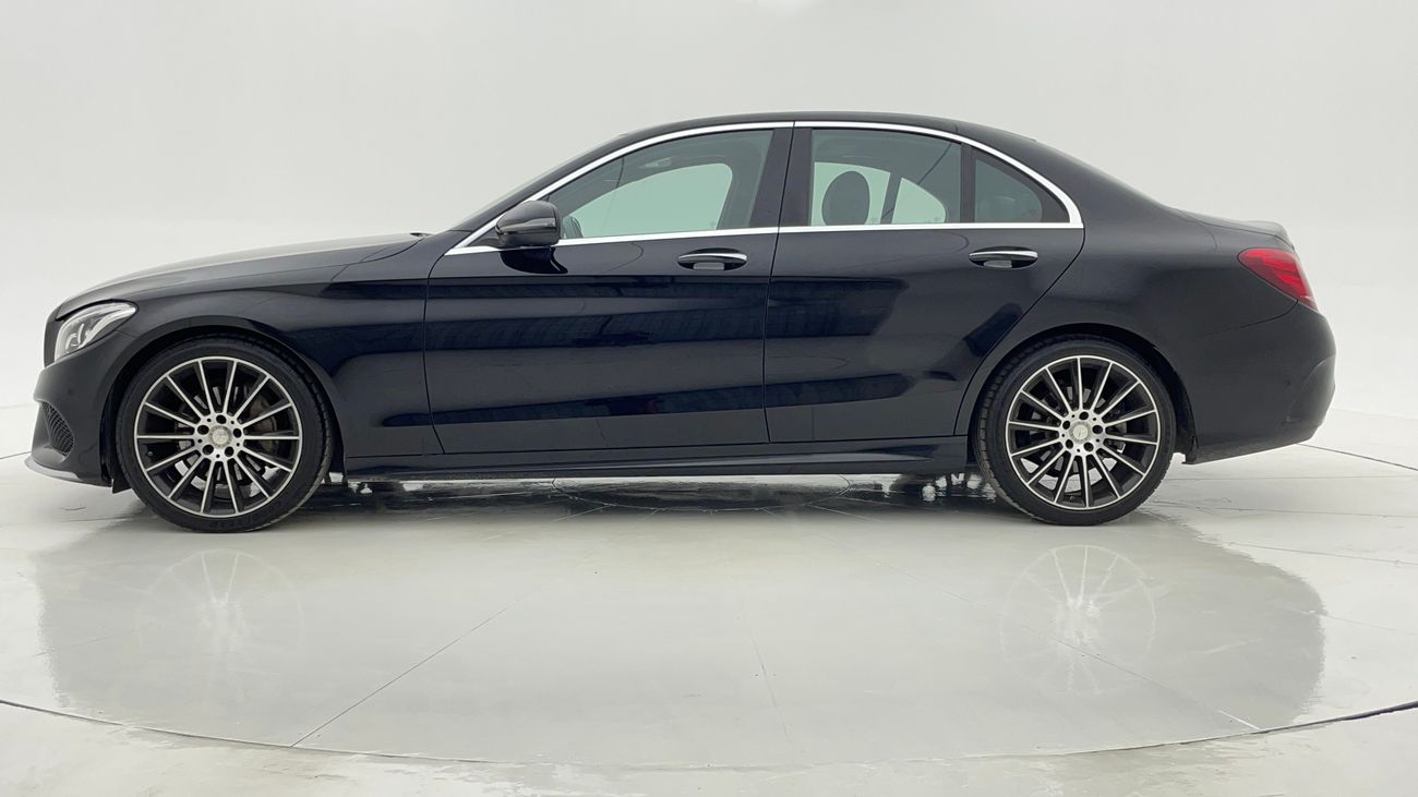 مرسيدس بنز C 200 AMG SPORT PACK 2 | بدون دفعة مقدمة | اختبار القيادة في المنزل