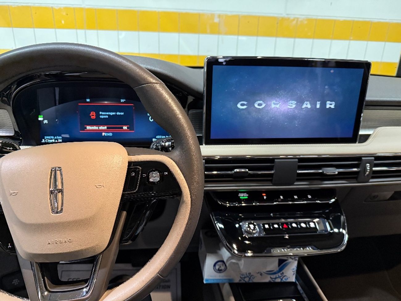 Lincoln Corsair Agency maintained with 5yrs service and warranty untill 2028