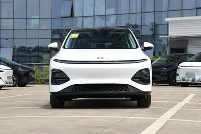 اكس بنغ G6 RWD Long Range Long Range - Chinese Specs (EV Range 725KM)