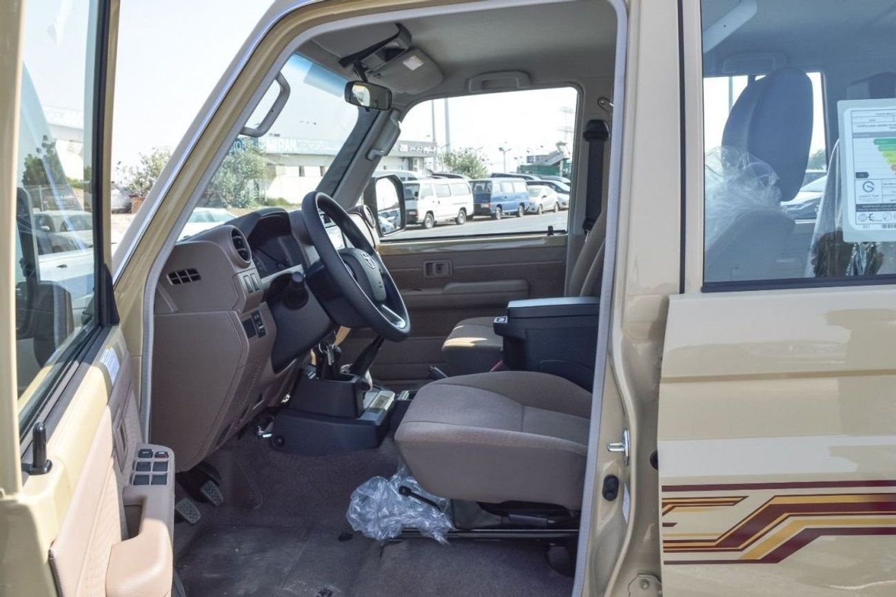 Toyota Land Cruiser TOYOTA LAND CRUISER 76 SERIES 4.0L 4WD V6 SUV 2024 | REAR CAMERA | 8 INCH DISPLAY | DIFFERENTIAL LOC