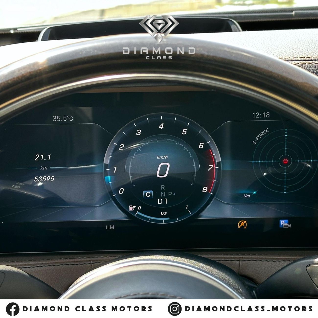 Mercedes-Benz S 560 Exclusive Edition 4.0L Mercedes S560 AMG Full Option Panoramic  GCC  Under Warranty