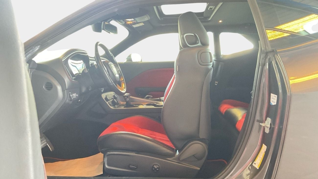 دودج تشالينجر 5.7 AUTO R/T | شامل الضمان | 0 ﺪﻔﻋﺓ ﺃﻮﻟﻯ