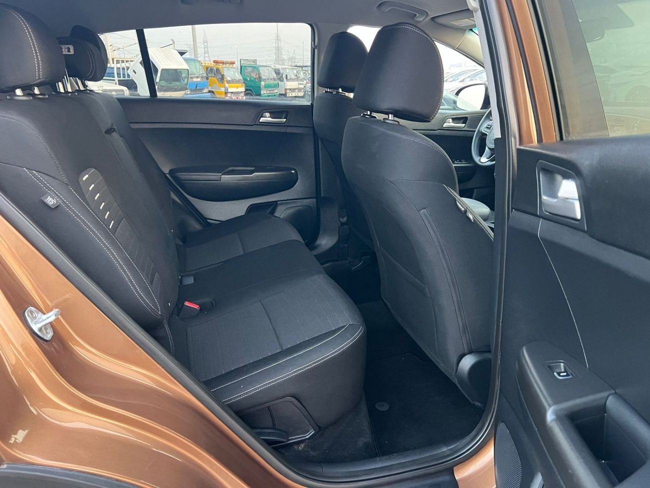 Kia Sportage 2018 KIA SPORTAGE LX // 99,000 mileage // REAR CAMERA // CRUISE CONTROL // RIM // REAR COOLING // VE