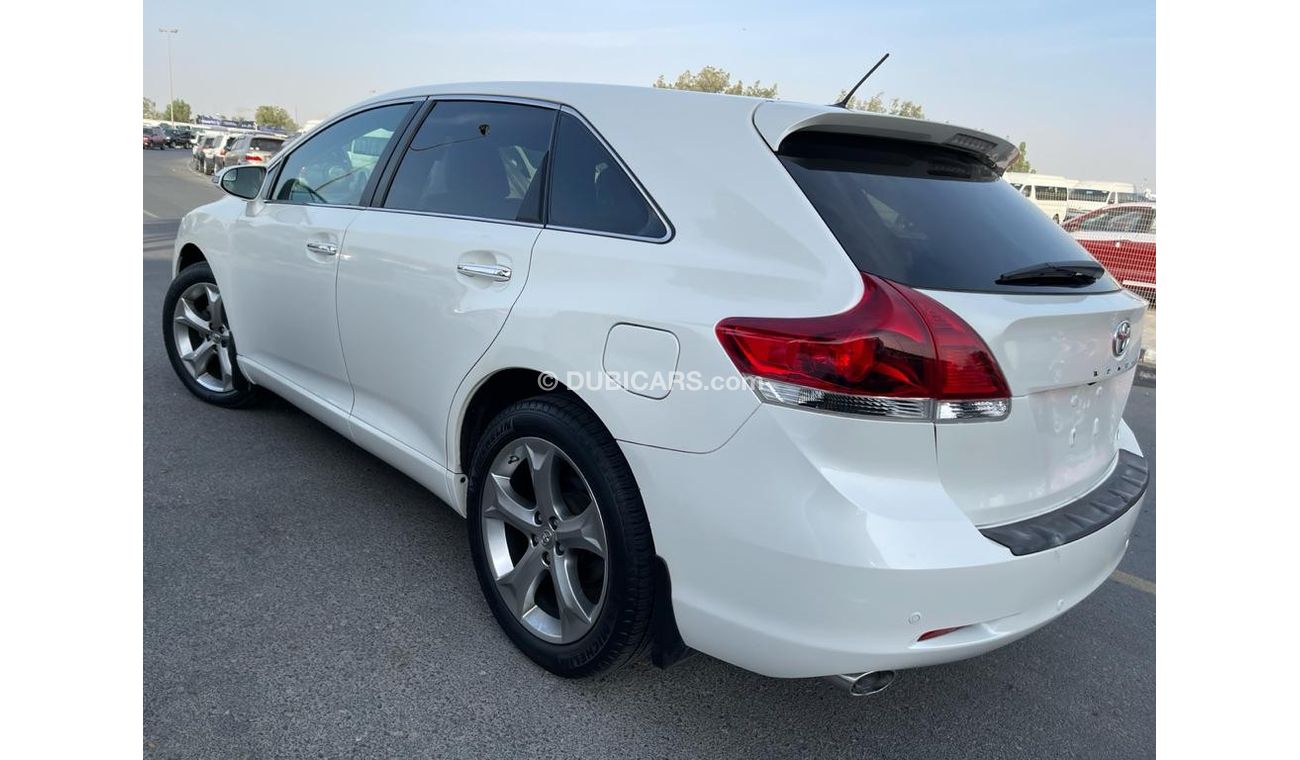 Toyota Venza Car full panorama