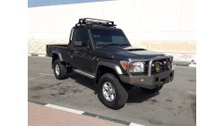 Toyota Land Cruiser Pick Up RIGHT HAND DRIVE 2015 TOYOTA LAND CRUISER PICKUP 4.5L V8 DIESEL TURBO MANUAL 4X4 (WE DO SHIPMENT ANY