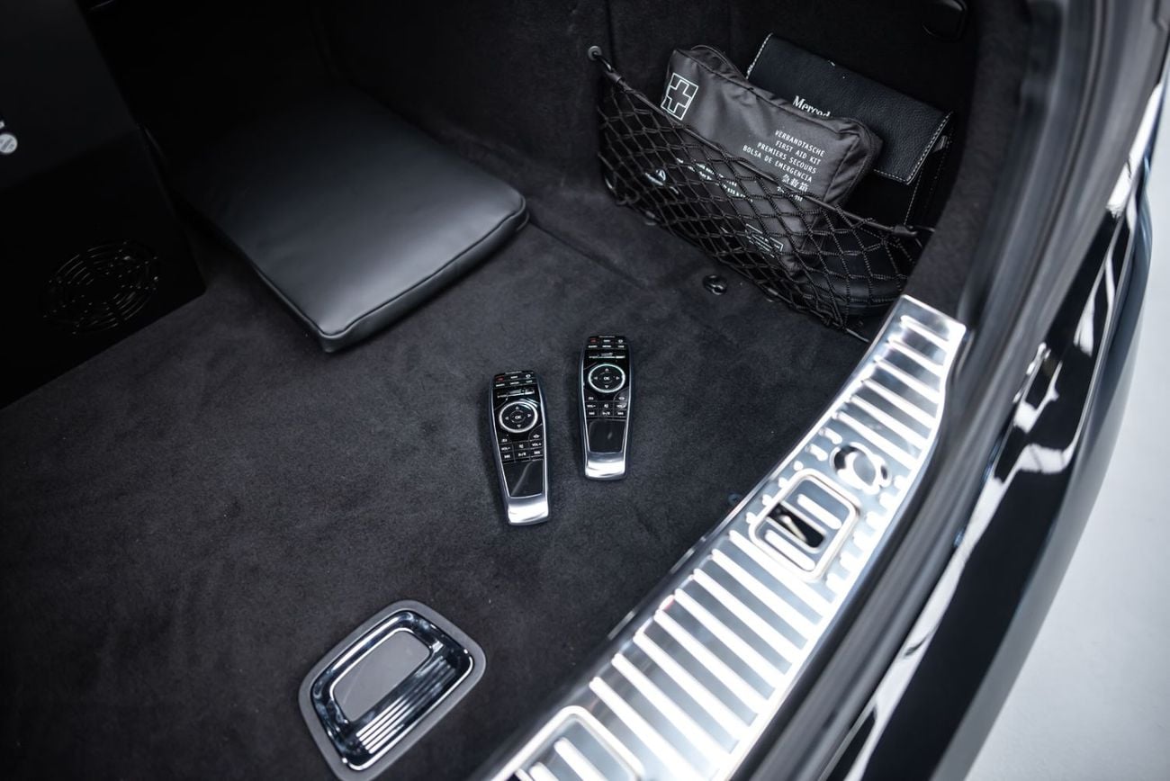 Mercedes-Benz S 65 AMG Mercedes-AMG S 65 Sedan (Long Wheelbase) V12 BiTurbo AMG Final Edition