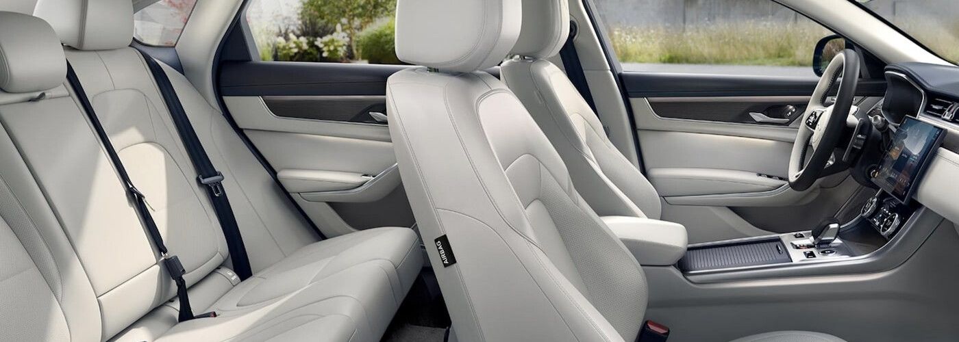 Jaguar XF interior - Seats