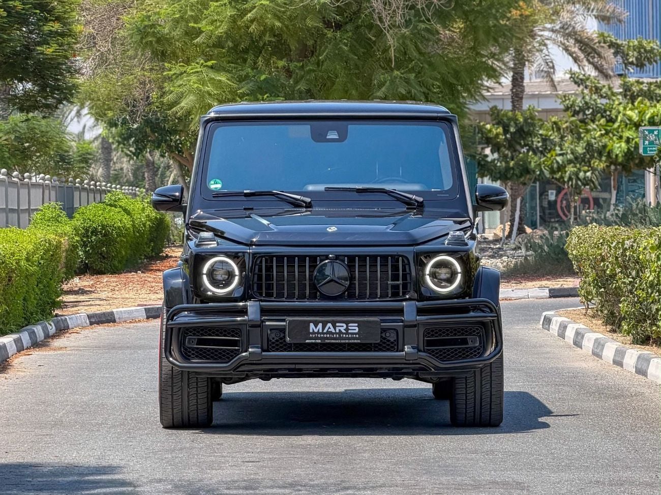 Mercedes Benz G63 AMG STD Mercedes-Benz G63 AMG | Law Mileage (29,000 Km) | European Specs