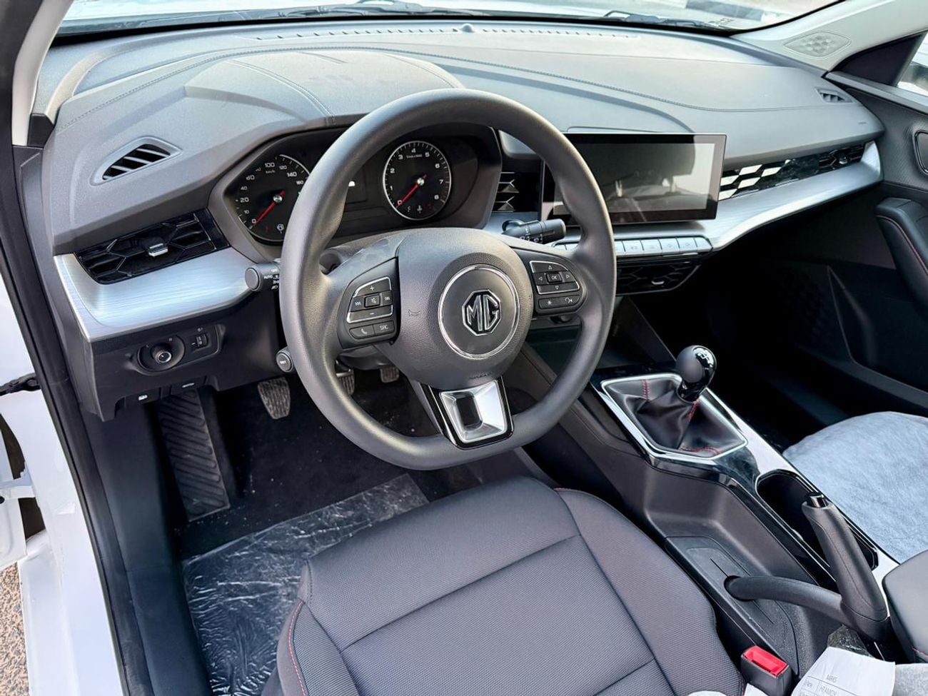 أم جي 5 MG 5 Comfort 1.5L MT 2025
