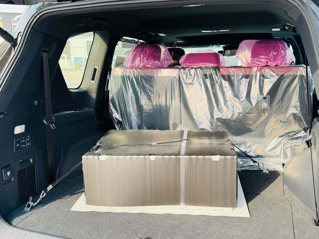 Lexus LX 600 LEXUS 600 SIGNATURE 3.5L TWIN TURBO PTR F/O A/T BLACK 2025