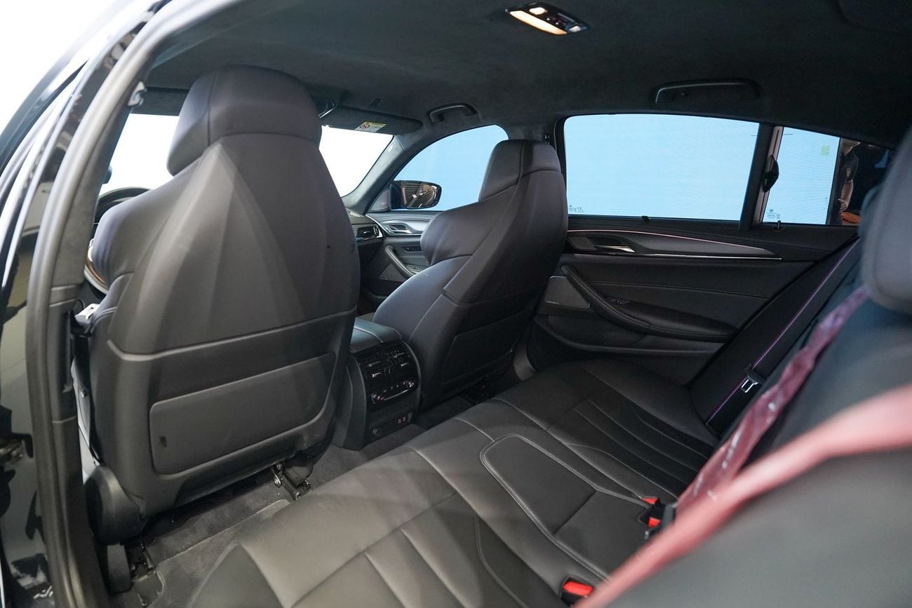 بي أم دبليو M5 COMPETITION PACK