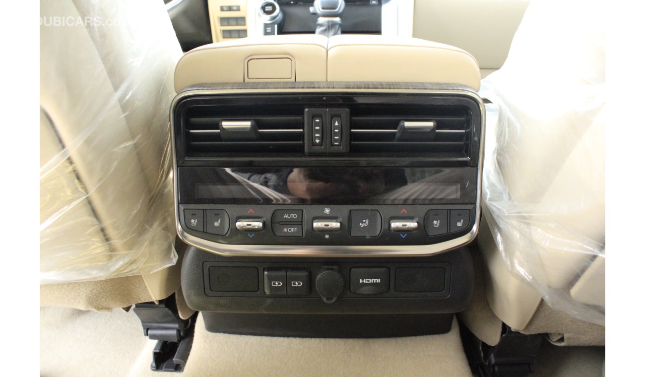 تويوتا لاند كروزر VXR 3.5L Petrol / Full Option With Radar & Memory Seats (CODE # 2637)