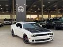 Dodge Challenger SRT Hellcat 6.2L (707 HP) SRT HELLCAT / 6.2L V8 / SUPERCHARGED / SUNROOF / LEATHER / SUPER CLEAN
