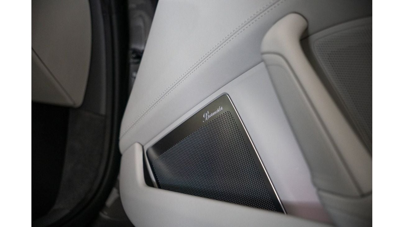 بورش 911 2024 Porsche 911 Turbo S / Sports Chrono Plus / Full-Service History/ Porsche 5 Year Warranty