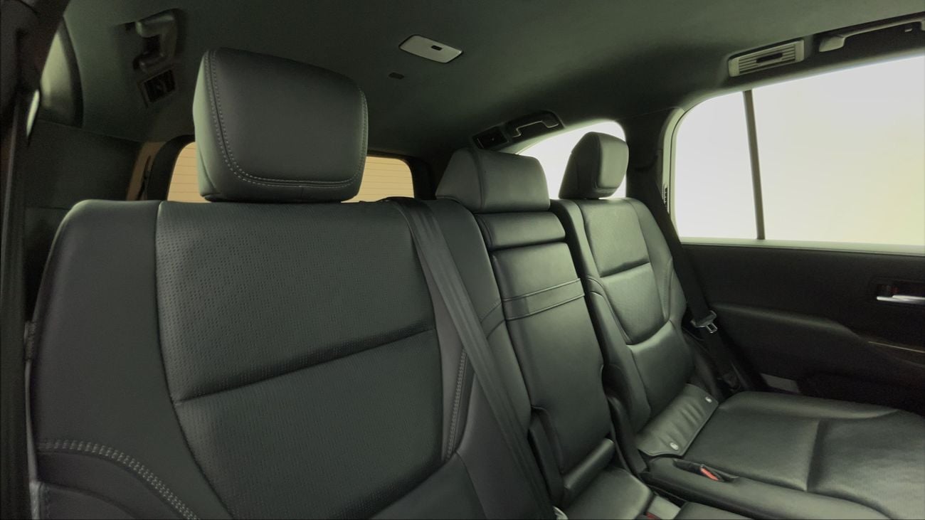 تويوتا لاند كروزر VXR 4 | بدون دفعة مقدمة | اختبار القيادة في المنزل