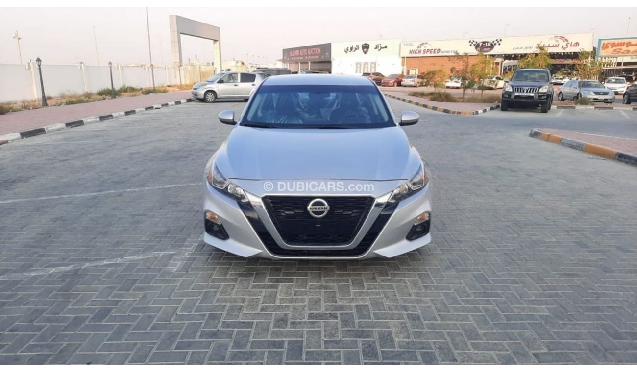 Used 2019 NISSAN ALTIMA 2019 for sale in Dubai 555347