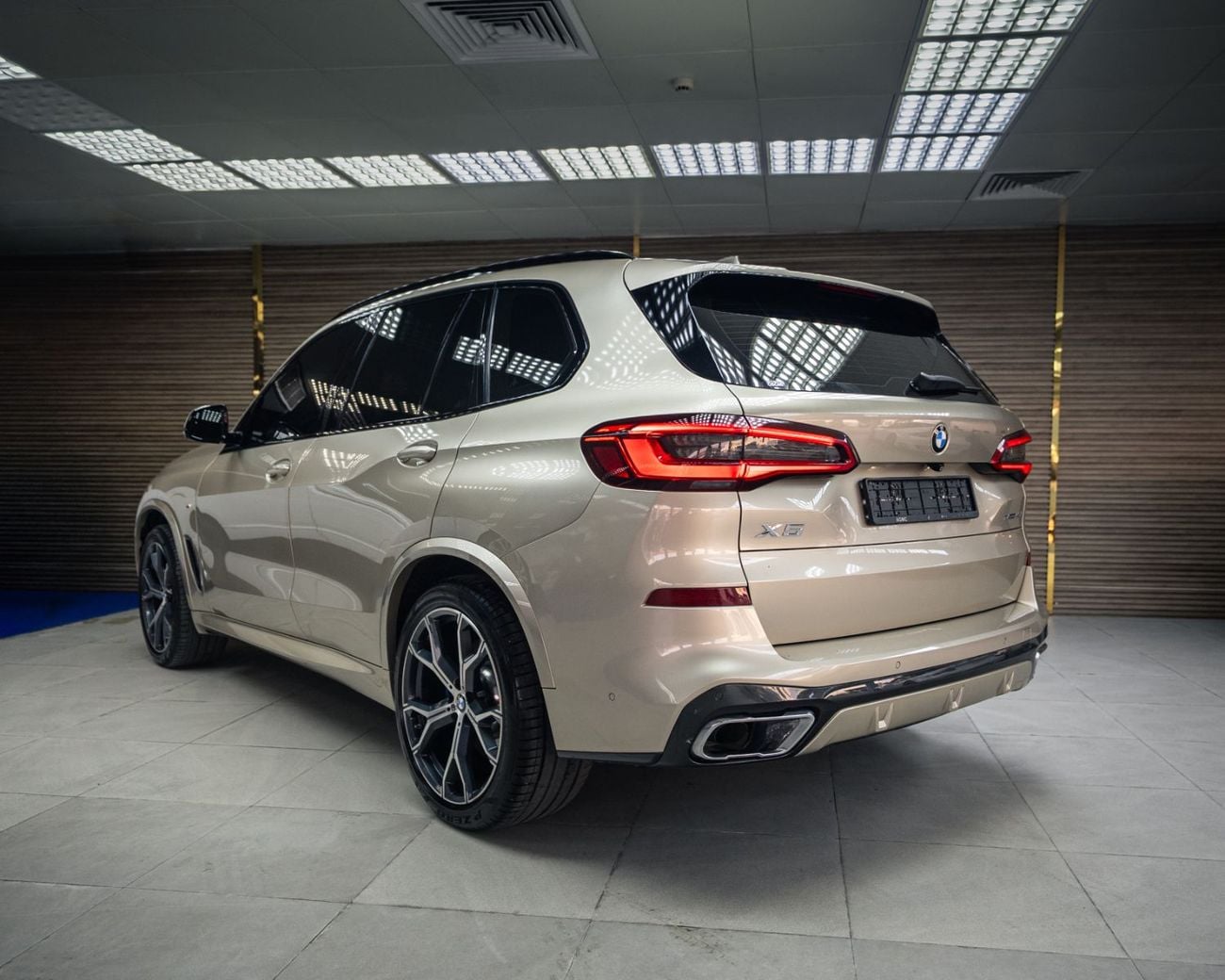 بي أم دبليو X5 XDRIVE40i M SPORT