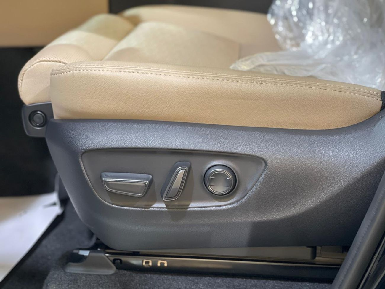 Toyota Prado PRADO LUXURY 2.4L