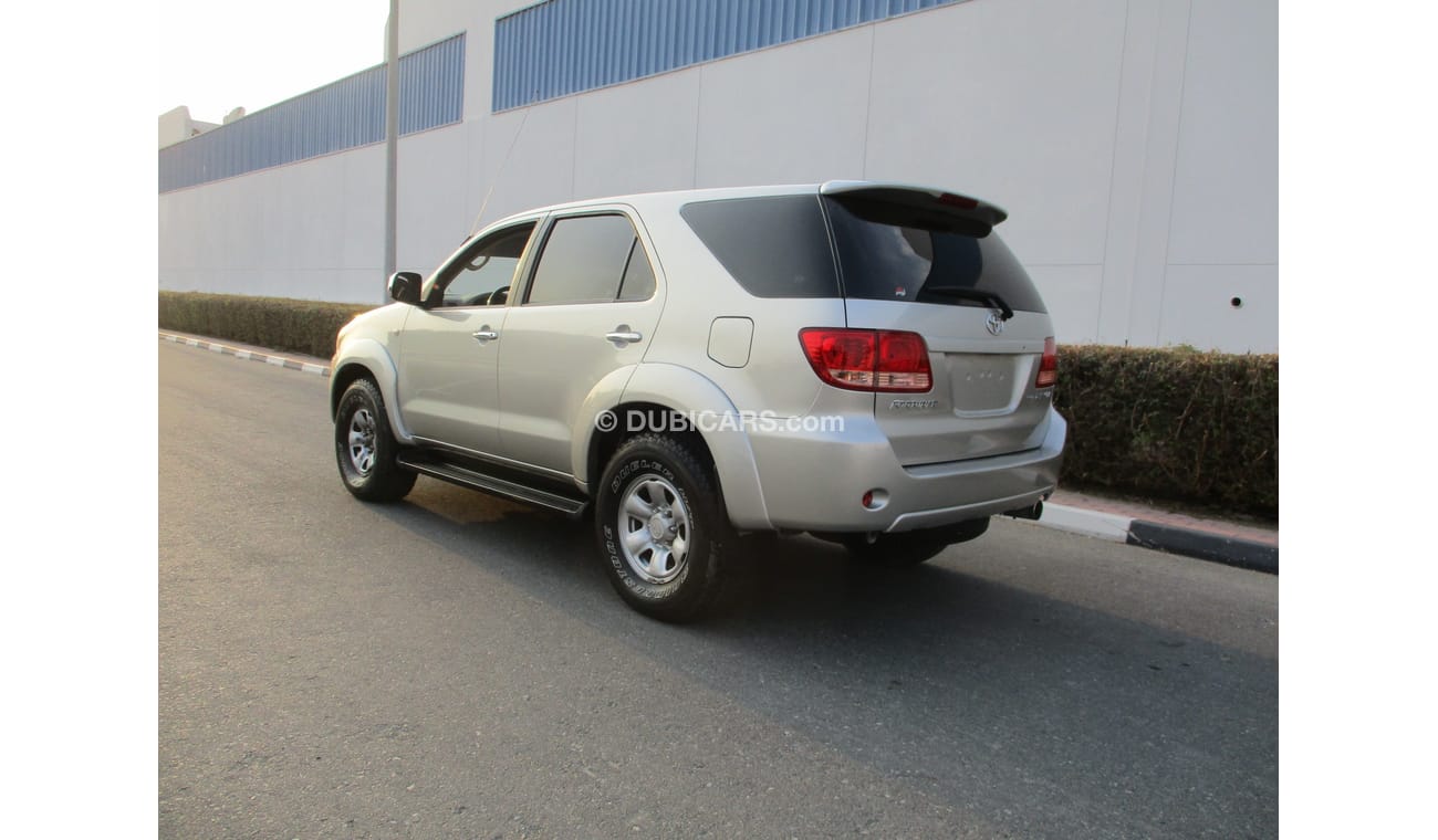 تويوتا فورتونر تويوتا فورتشنر 2006 خليجي 4 سيليندر فل اتوماتيك