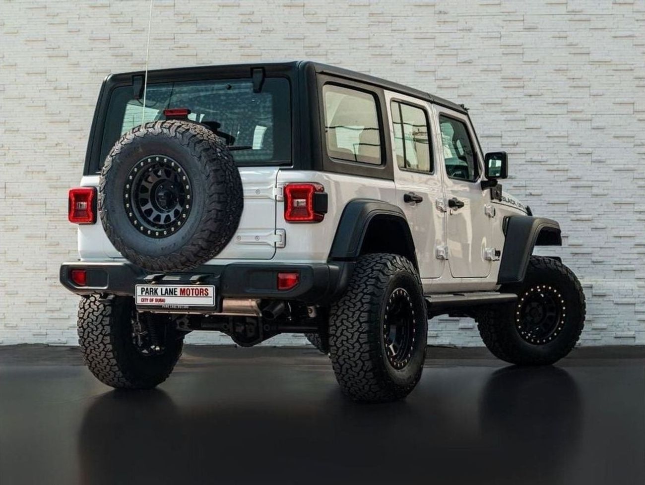 Jeep Wrangler Rubicon 3.6L A/T (5 Seater)