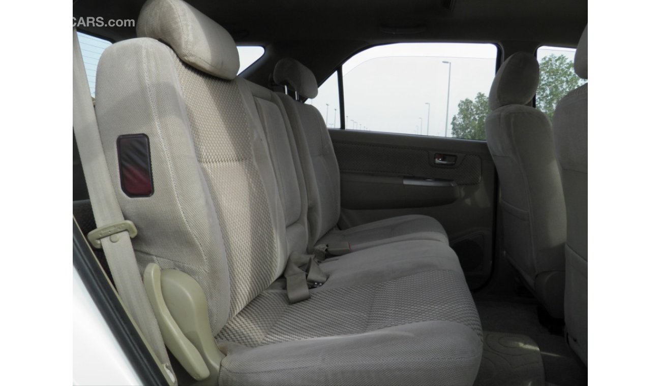 Toyota Fortuner 2011 Ref #545