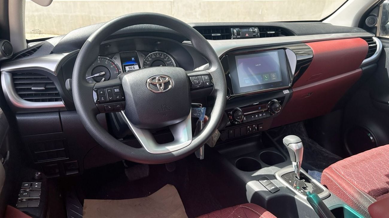 تويوتا هيلوكس (LHD) TOYOTA HILUX DC 2.7P MT 4X4 P.WINDOW MY2024 – GREY