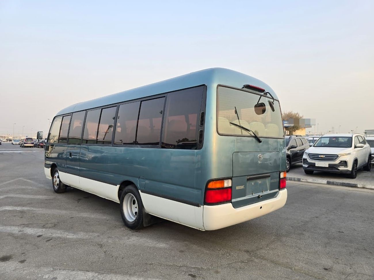 Toyota Coaster TOYOTA COASTER BUS RHD 1998 MODEL 4.2 L DIESEL AUTOMATIC(PM04963)