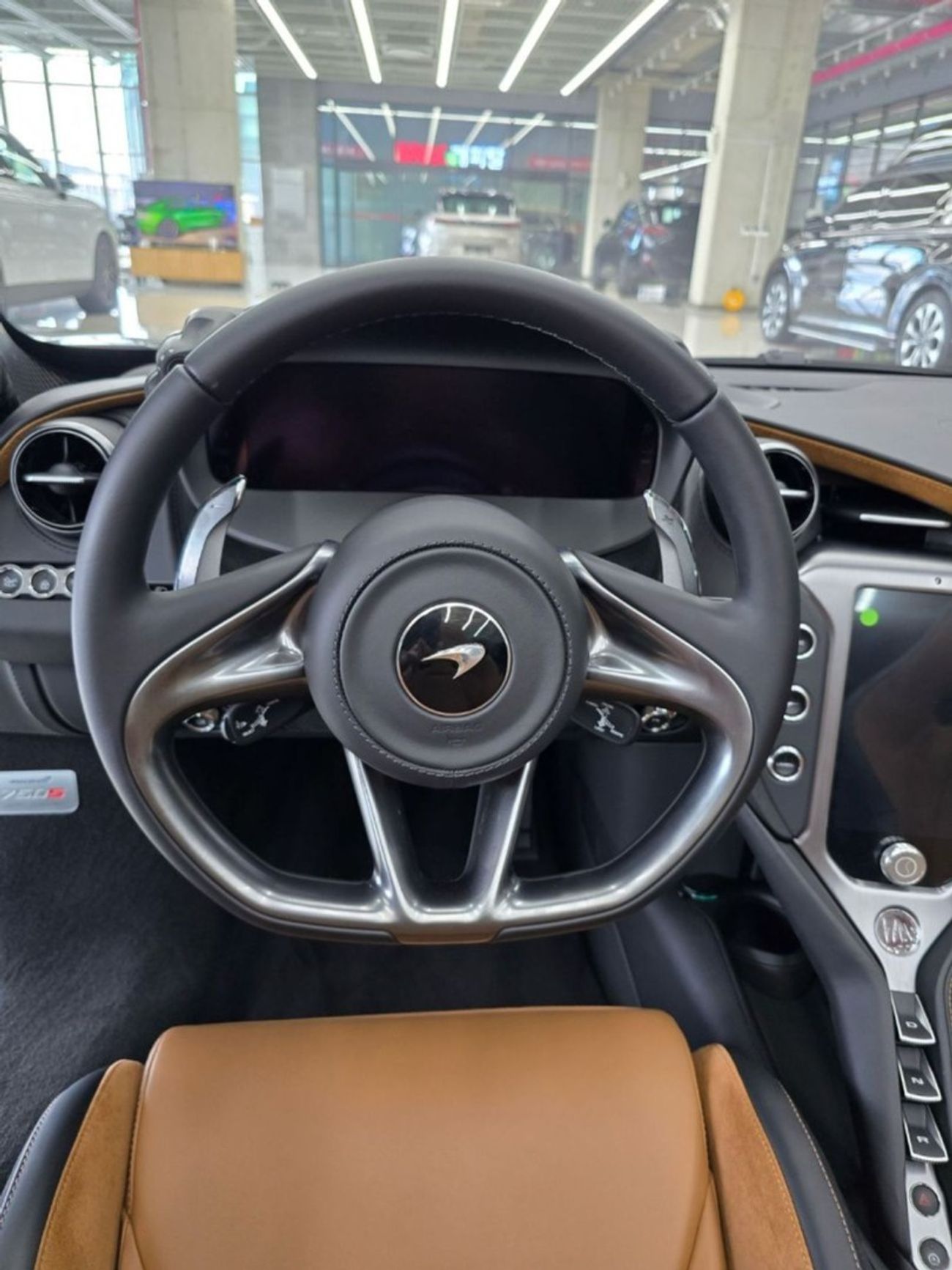 مكلارين 750S سبايدر Brand New McLaren 750S Spider