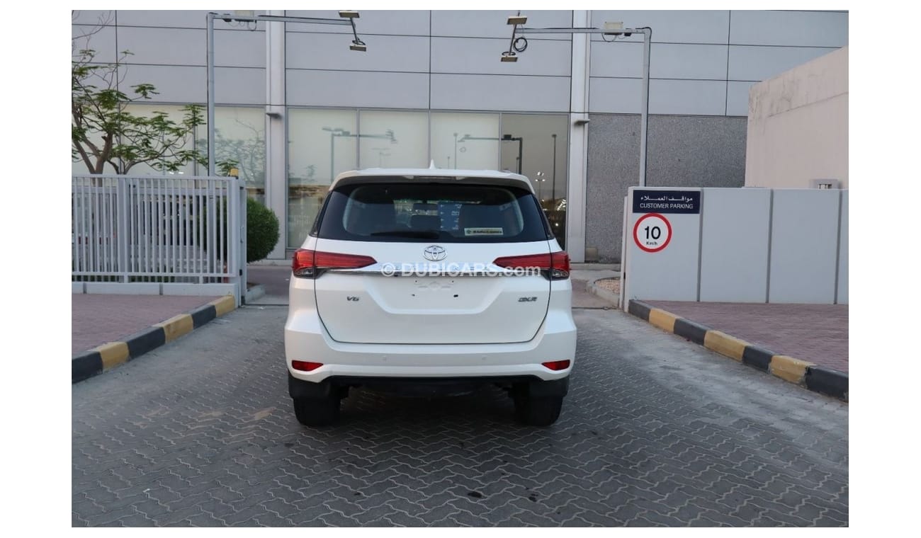 Toyota Fortuner GXR GCC V6