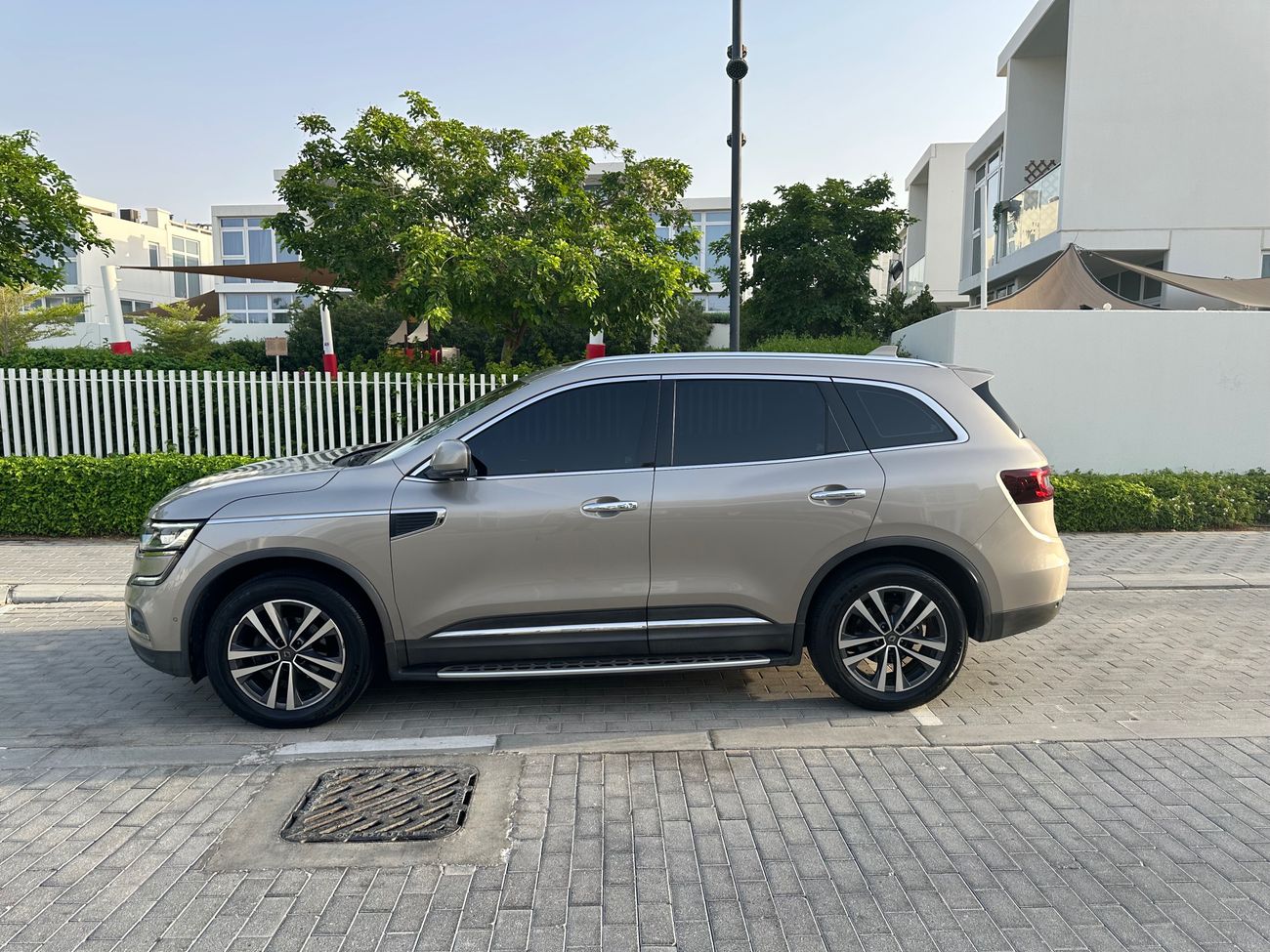 Renault Koleos LE 2.5L 4WD