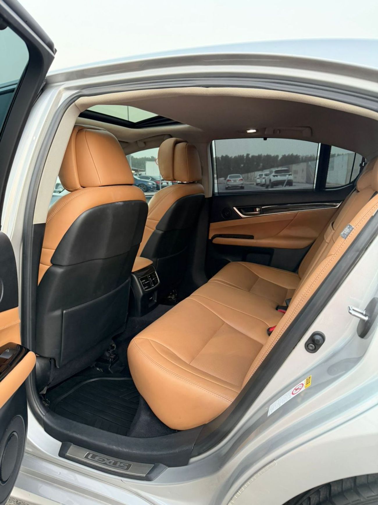 لكزس GS 350 F-Sport 3.5L فل اوبشن بفتحة سقف