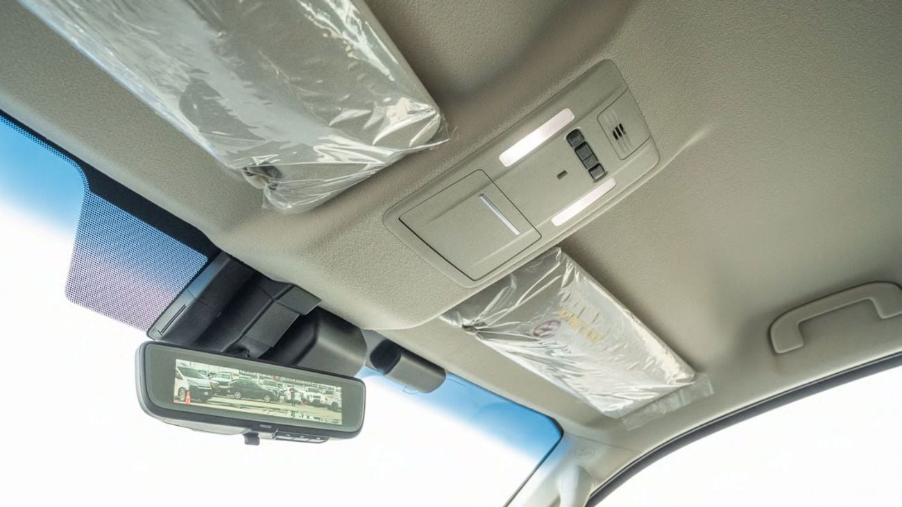 تويوتا جرافينا Toyota Granvia Premium 3.5L 2026