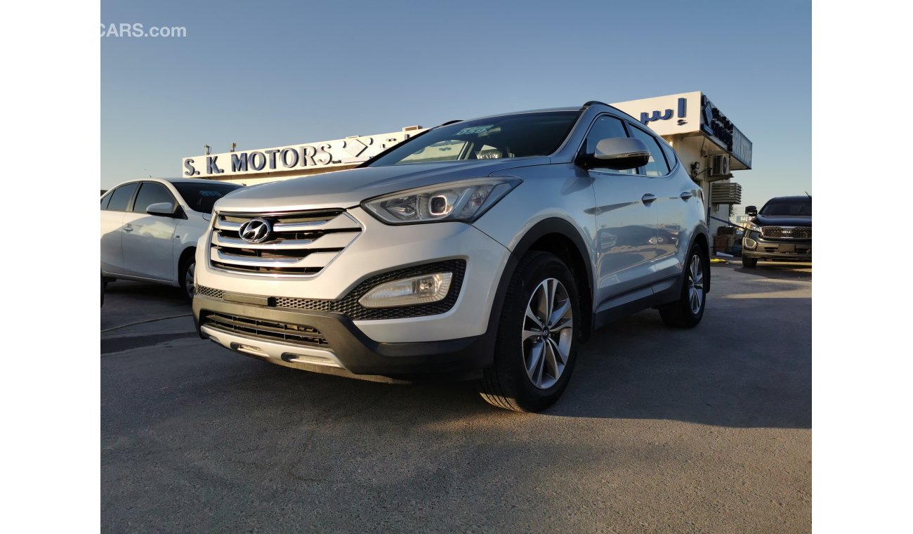 Hyundai Santa Fe 2.4L, 18" Alloy Rims, Chrome Door Handle, Chrome Grill, Halogen Headlamps, Rear Spoiler, LOT-1704