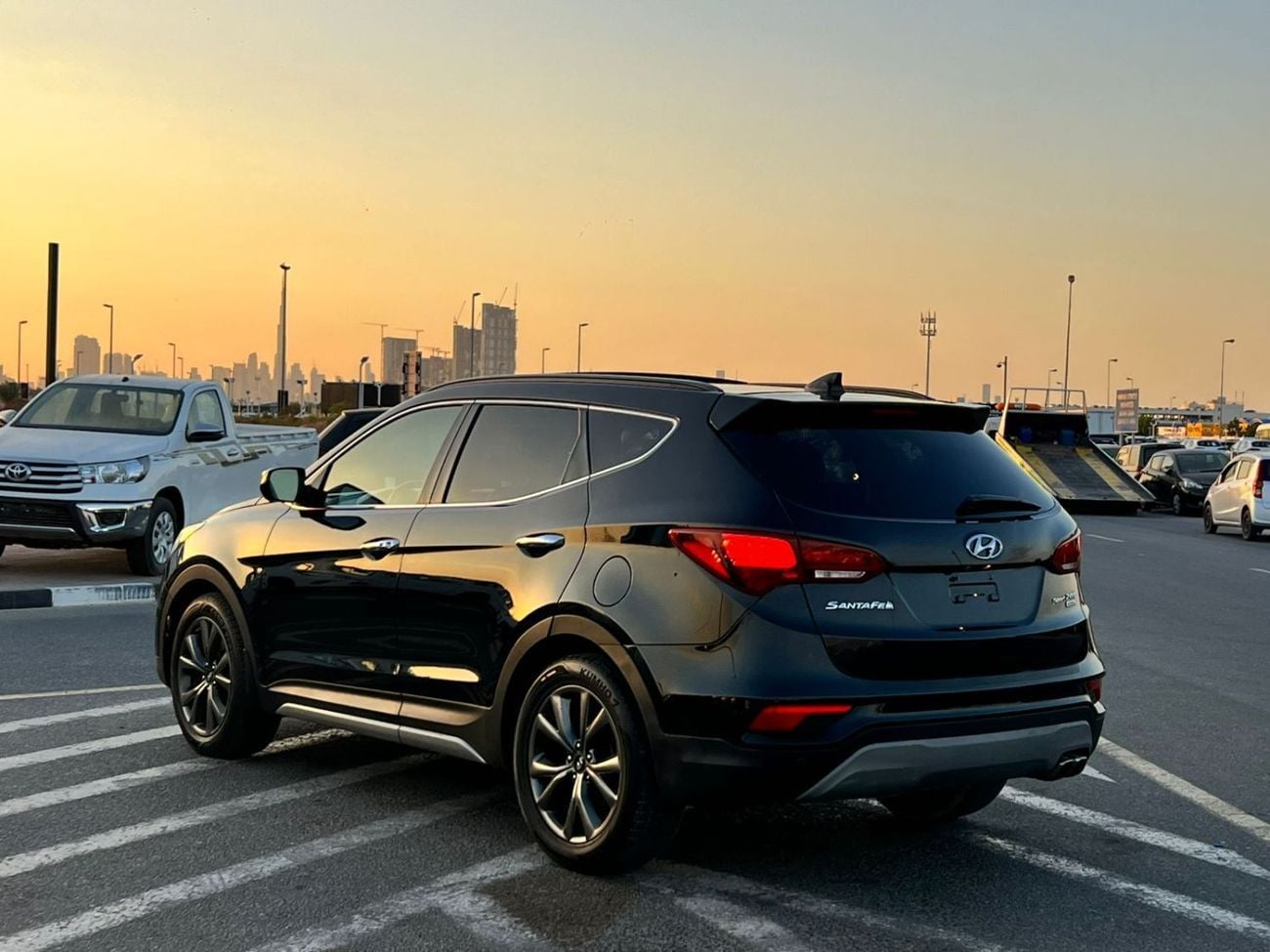 Hyundai Santa Fe SPORT (NON GCC) 2018 Hyundai Santafe Fe Full Options 2.0T V4 AWD 4x4 - Panoramic View - 360* 5 CAM -