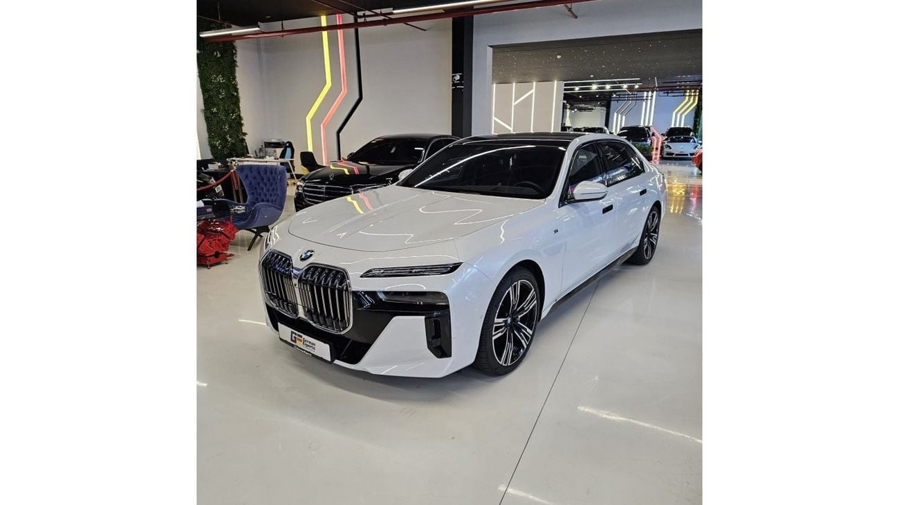 BMW 740Li 740I M KIT 2023 GCC 5 YEARS DEALER WARRANTY AND SERVICE