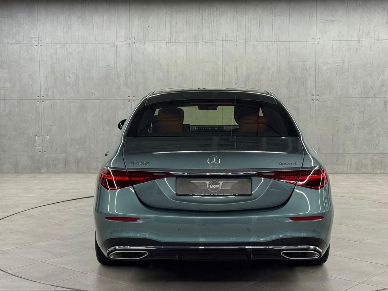 Mercedes Benz S500 4MATIC L 4MATIC - Brand New - GCC Specs - Warranty Available