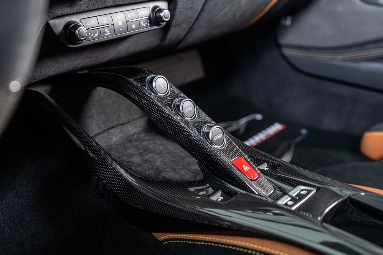 فيراري 812 GTS 