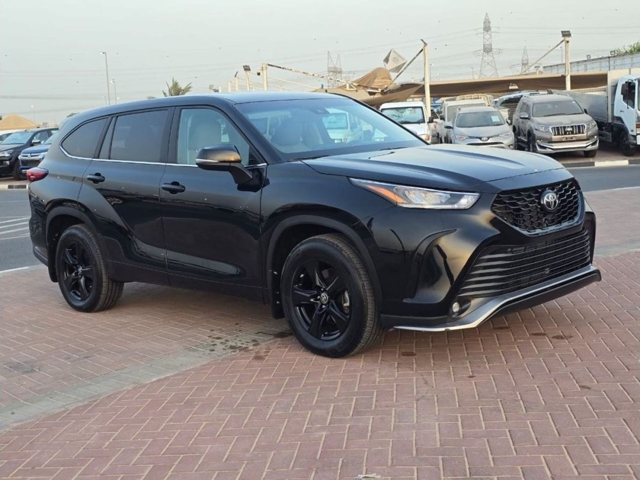 تويوتا هايلاندر LE AWD