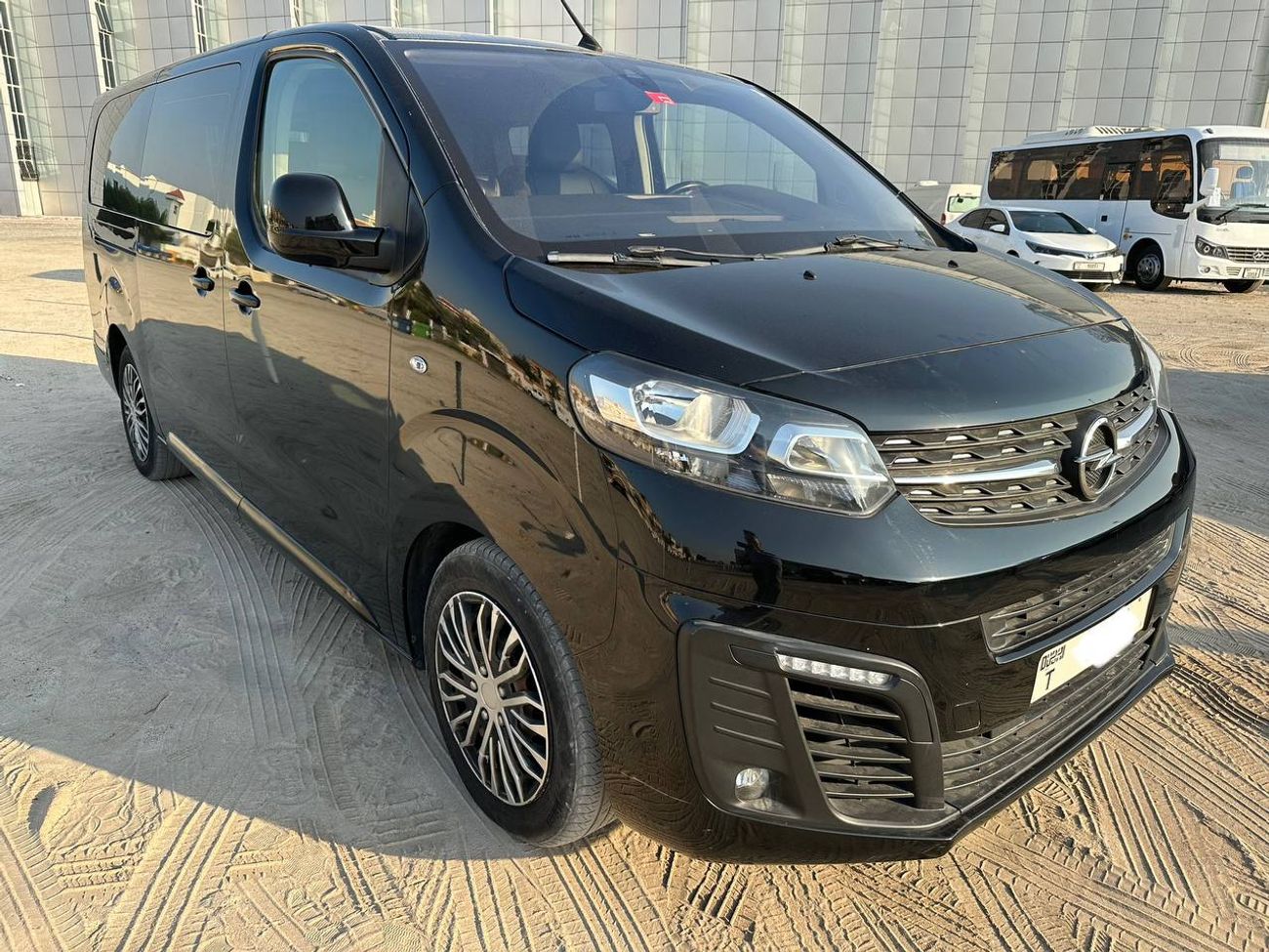 أوبل زافيرا  لايف Opel Zafira LIFE