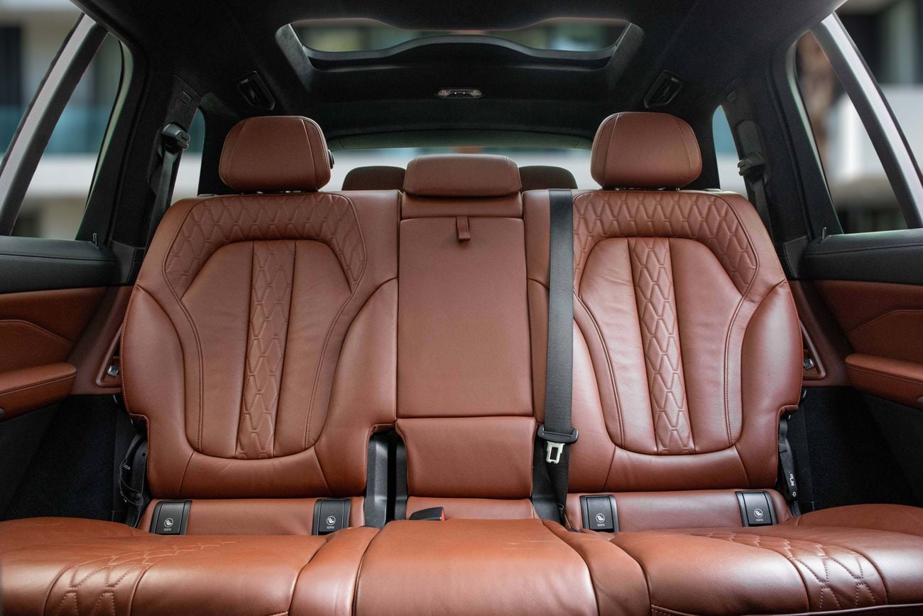 بي أم دبليو X7 X7 xDrive40i M-sport | 3,721 P.M | 0% Downpayment | Perfect Condition!