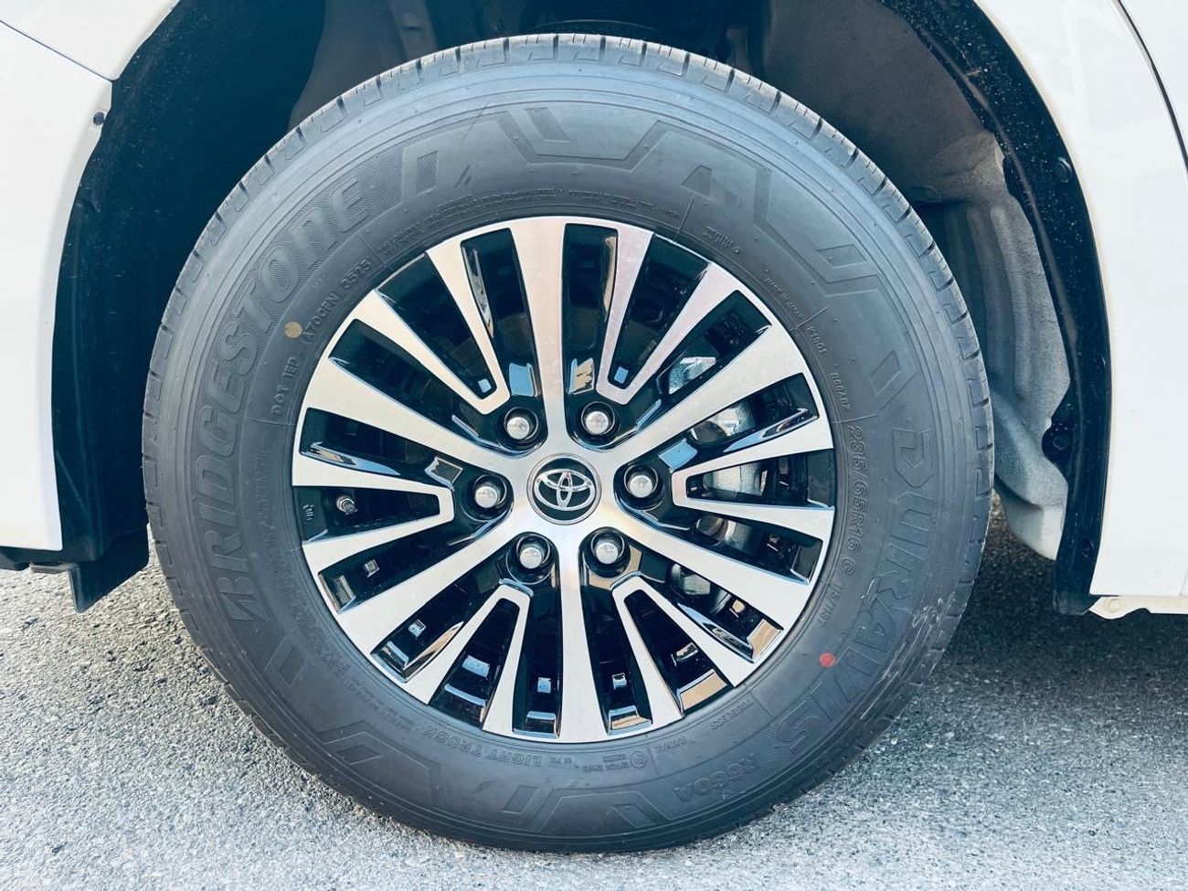 تويوتا هاياس