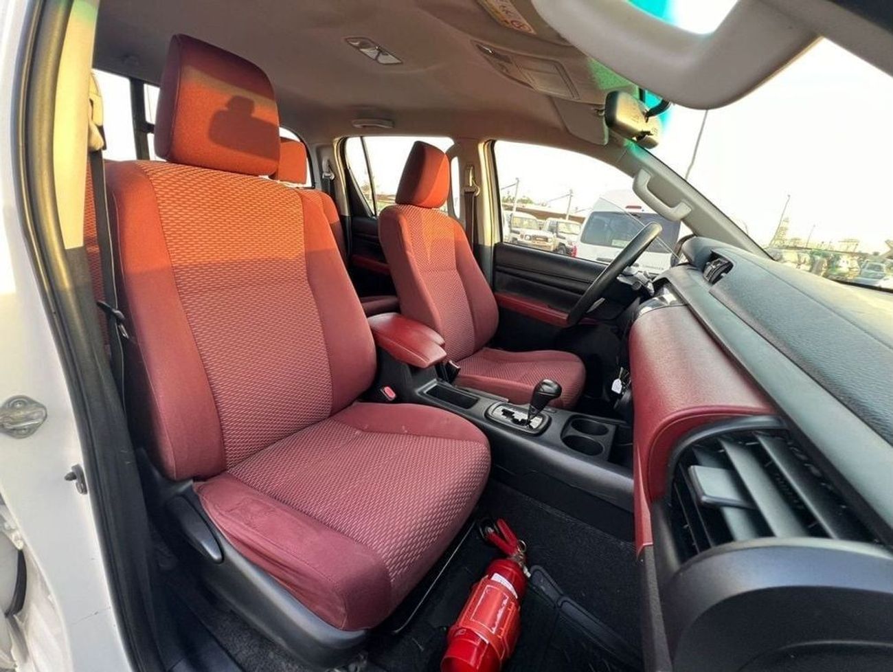 Toyota Hilux 2021 TOYOTA HILUX 2.7L - 4X4 - 4Wheel Drive - Accident Free - Clean Car - with Good Condition