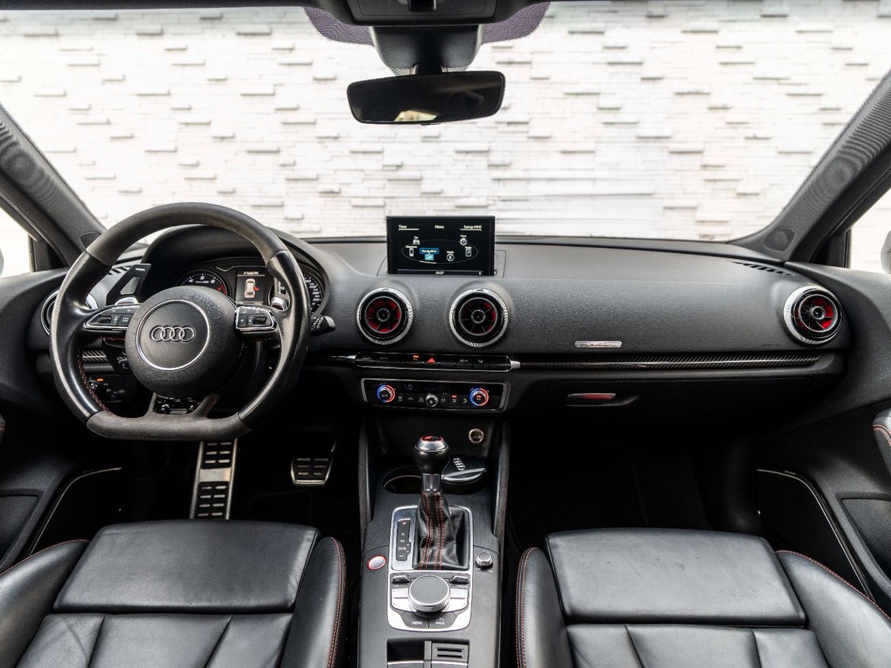 Audi RS3 TFSI quattro 2.5L (362 HP) Hatchback